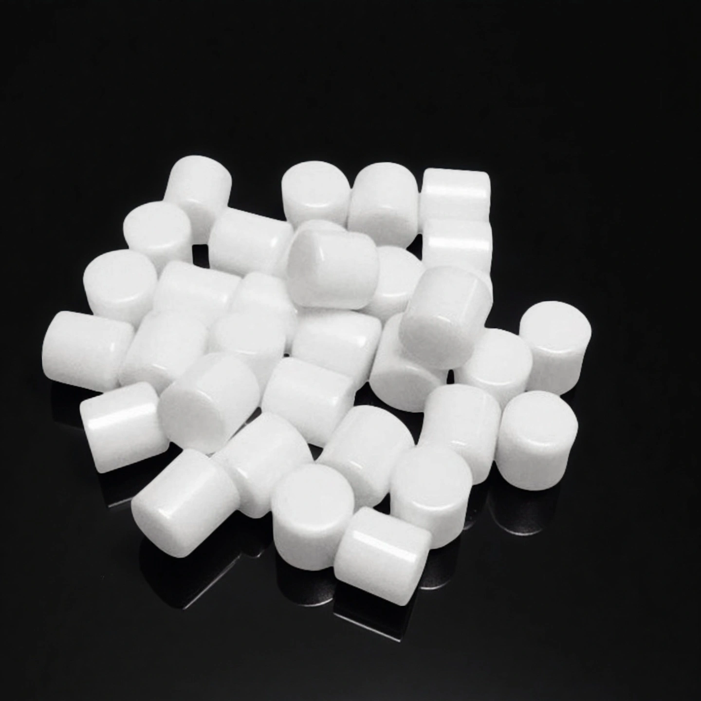 High-Purity Al₂O₃ Grinding Balls close-up surface structure