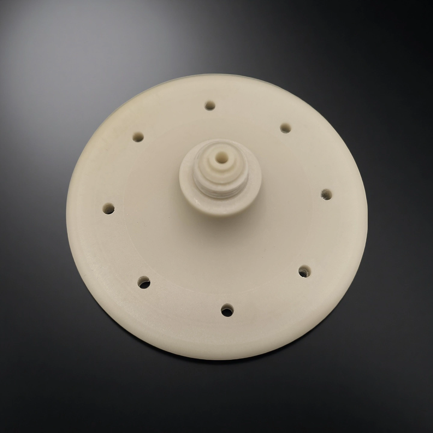 Vacuum-sealed aluminum nitride ceramic nozzle in foam tray