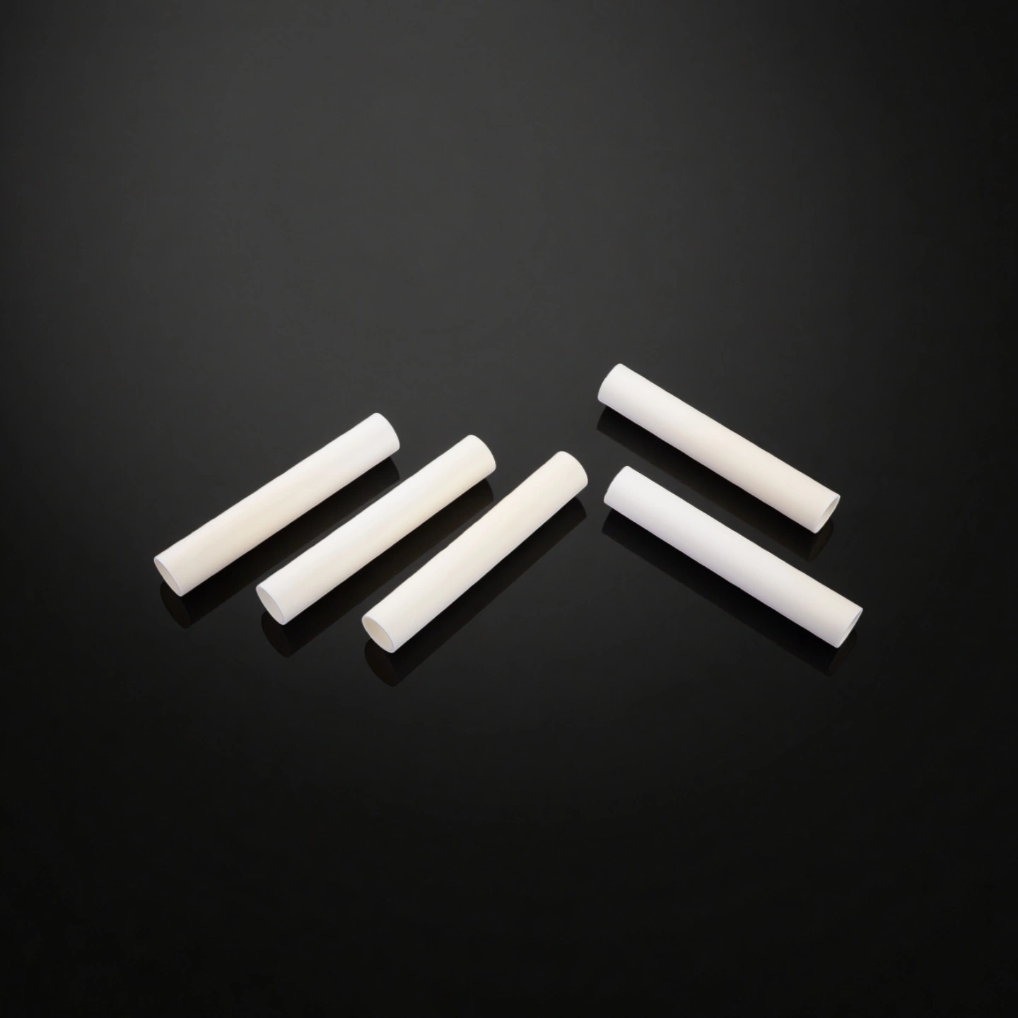 Alumina high pressure sodium lamp arc tube under measurement for OD ID length verification