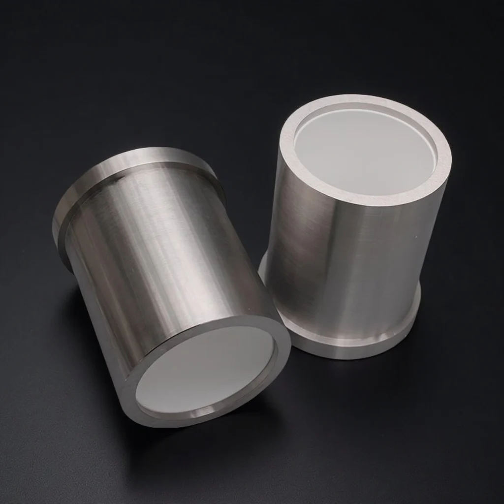 High purity alumina ceramic cylinder liner with polished surface