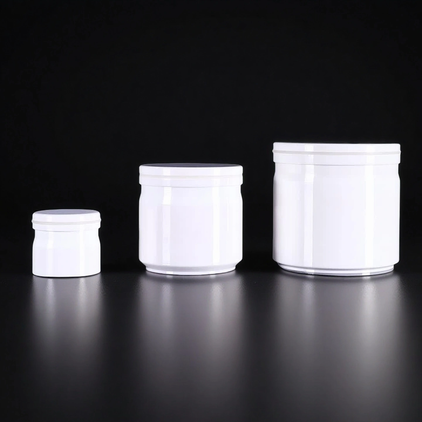 Alumina grinding container with zirconia ball inside