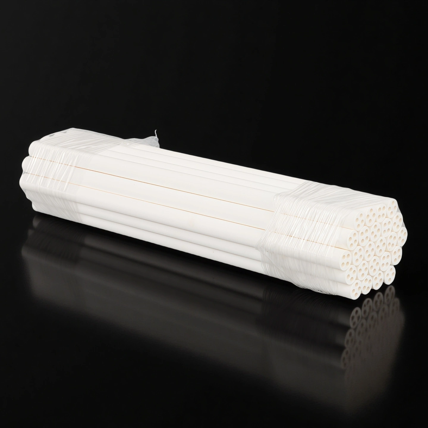 Closed-end magnesia tube for thermocouple