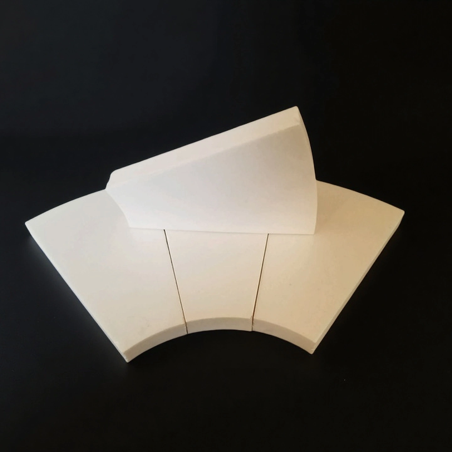 precision-fabricated alumina ceramic wear parts