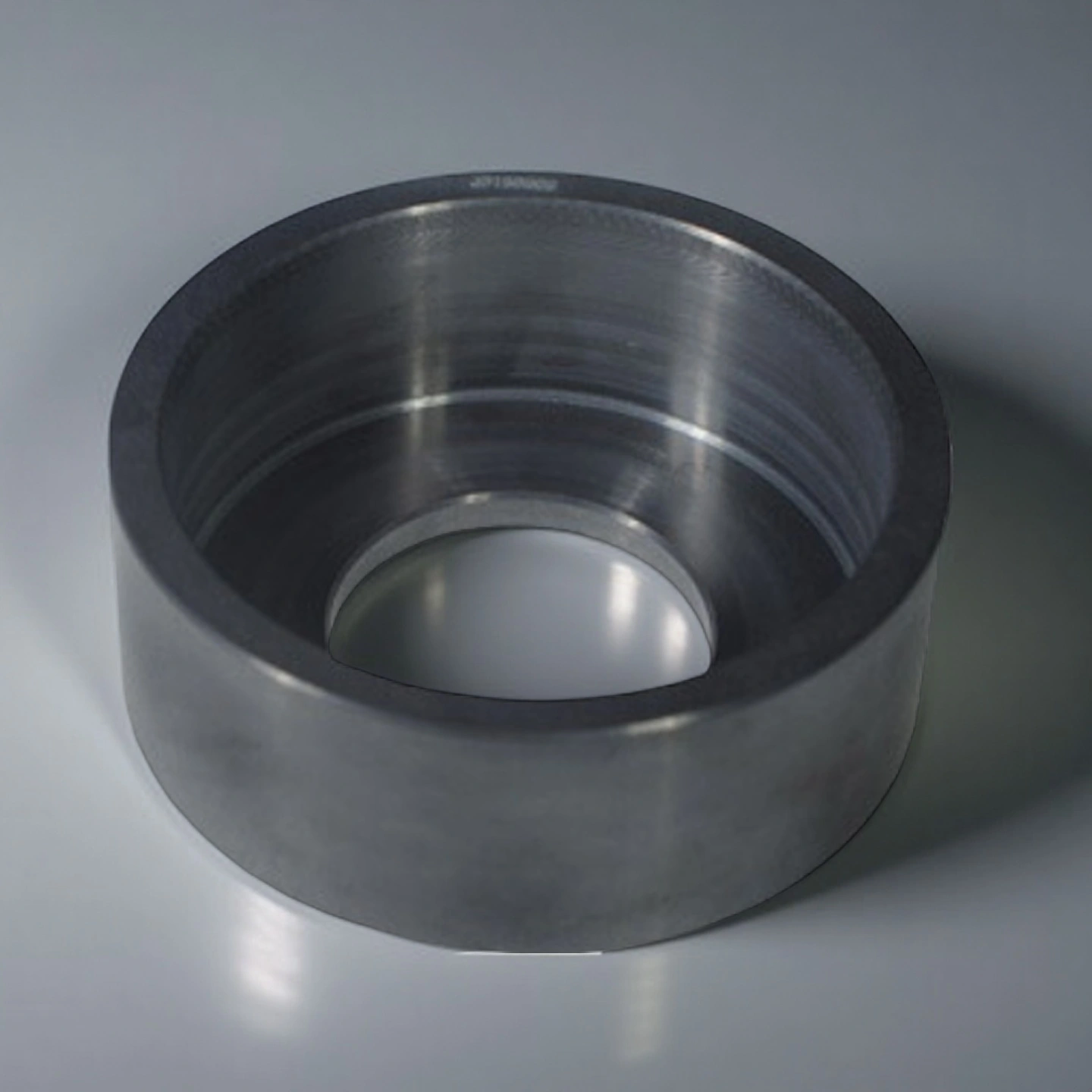 High-temperature ceramic exhaust hood made of silicon nitride