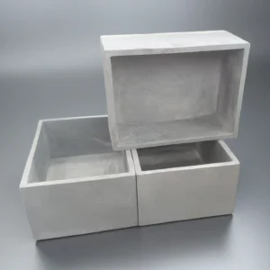 SiC crucible used in high-temperature furnace for powder metallurgy