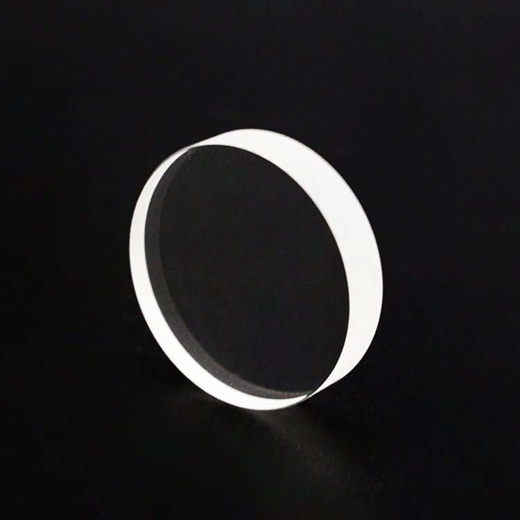 Round sapphire optical window with polished surface