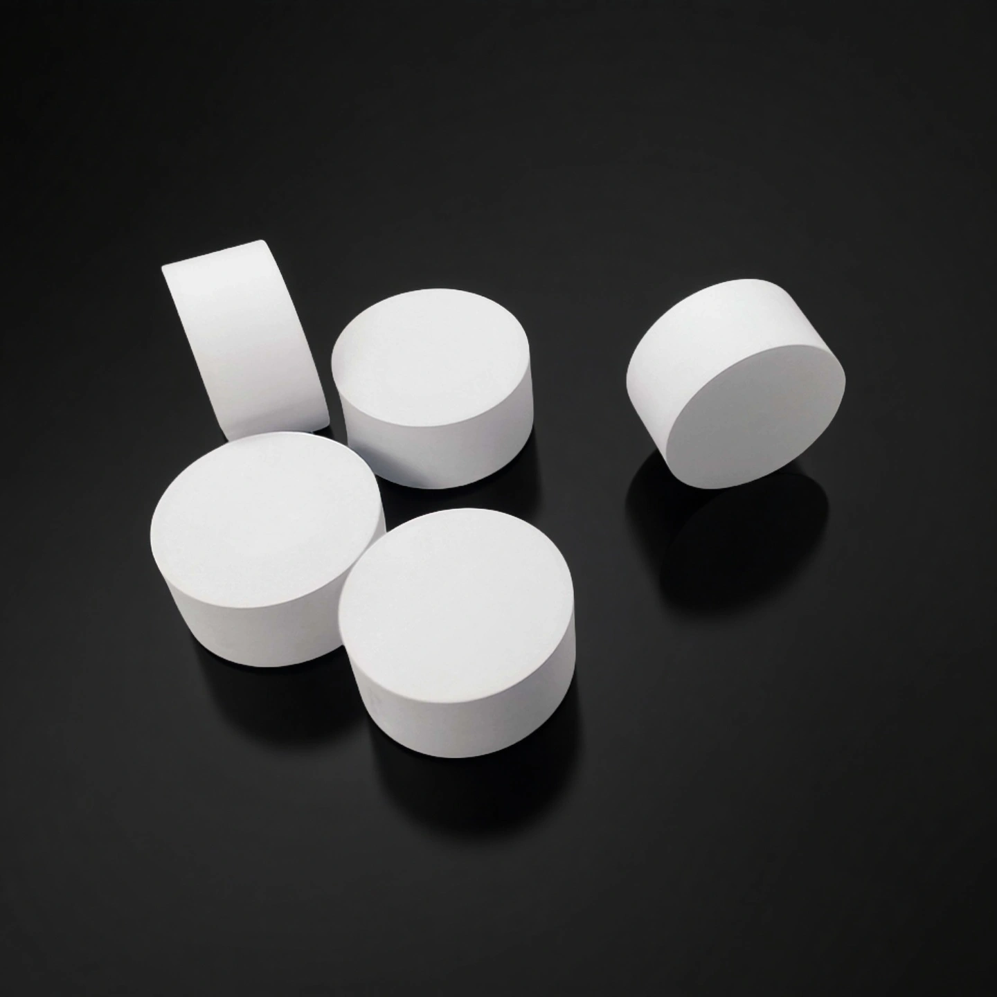 polished boron nitride ceramic plate – surface finish detail