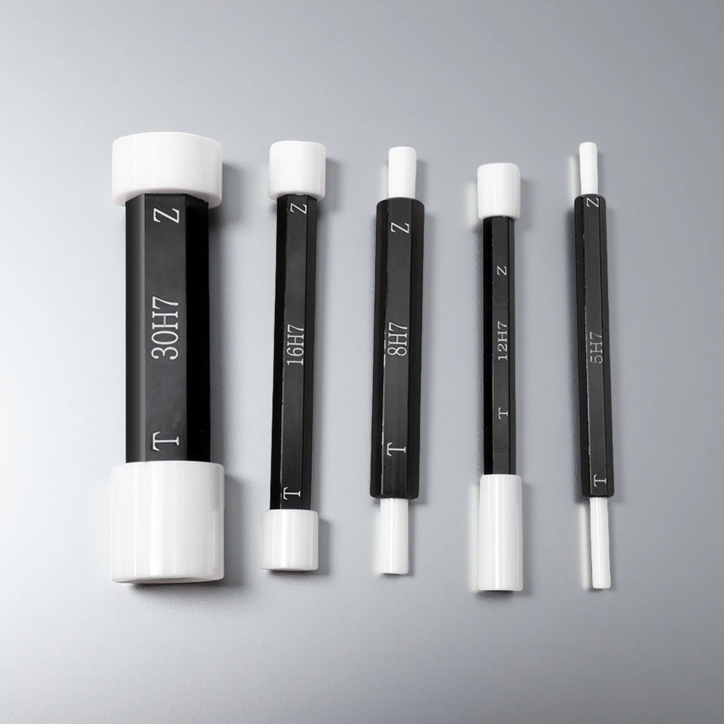 High-precision zirconia ceramic plug gauge for bore measurement