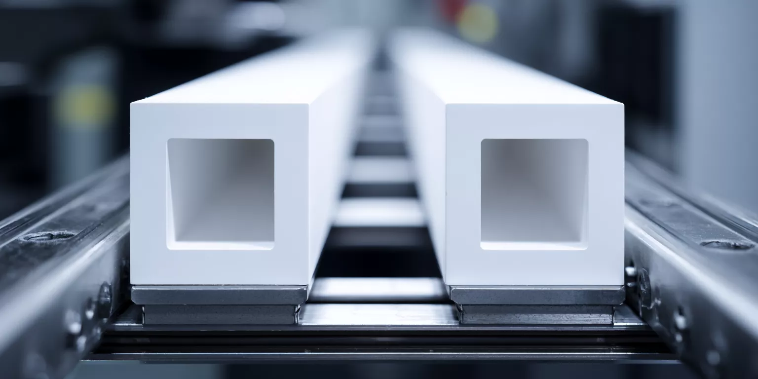 Corundum Square Tubes for Electrical Discharge and Plasma Systems in High-Voltage Operating Conditions