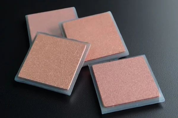 Metalized AlN substrate with Ni/Au coating for soldering