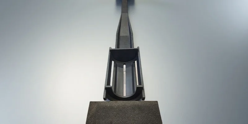 Custom silicon carbide paddle with closed-end design