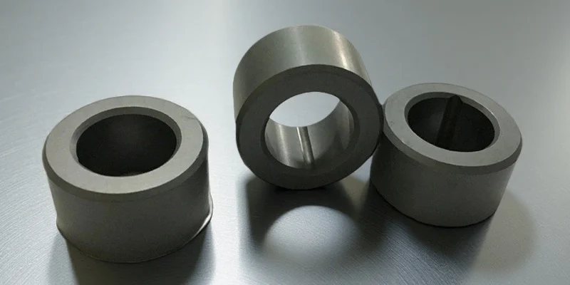 Precision ceramic shaft sleeve with tight tolerance