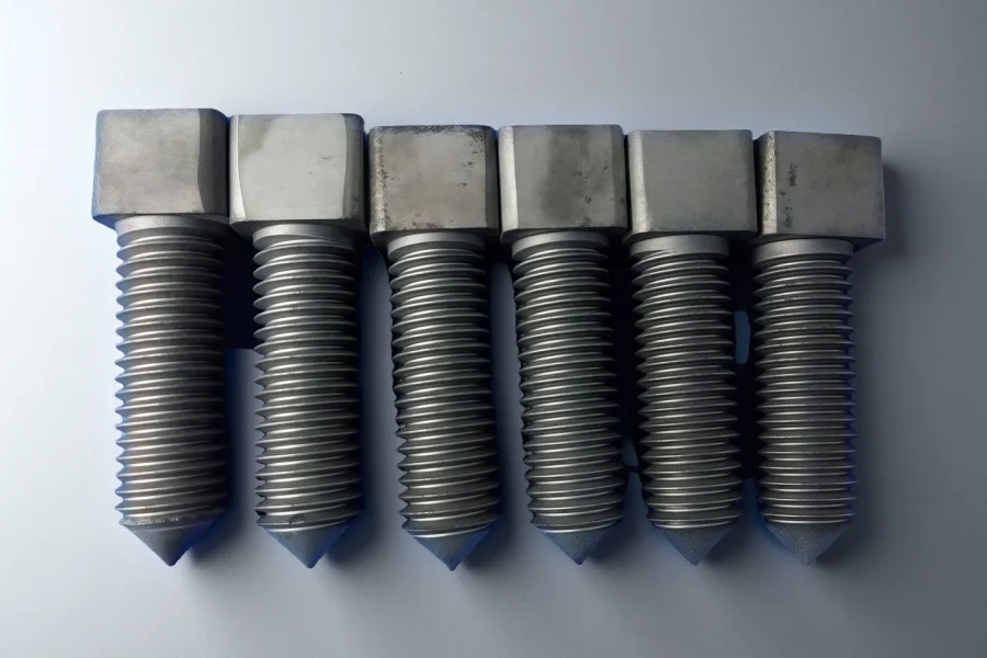 Precision-machined SiC screw with slotted head for ceramic fixtures