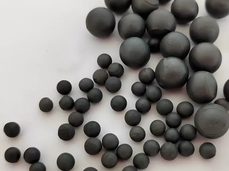 Silicon carbide grinding media balls for low-contamination powder milling