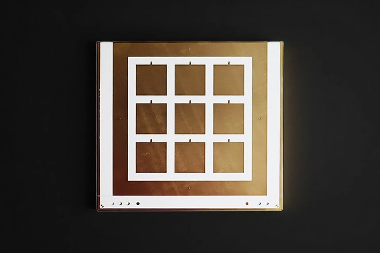 Detailed MoMn Coating on Ceramic Disk