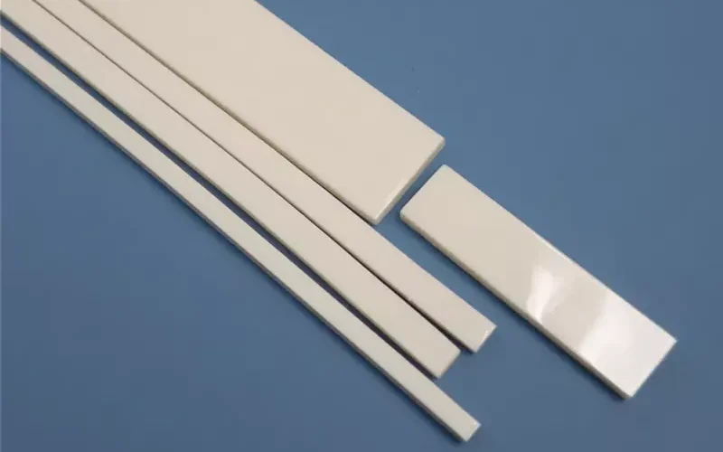 Zirconia ceramic flat strip for insulation support in industrial equipment