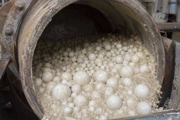 alumina-grinding-balls-ball-mill-grinding-media