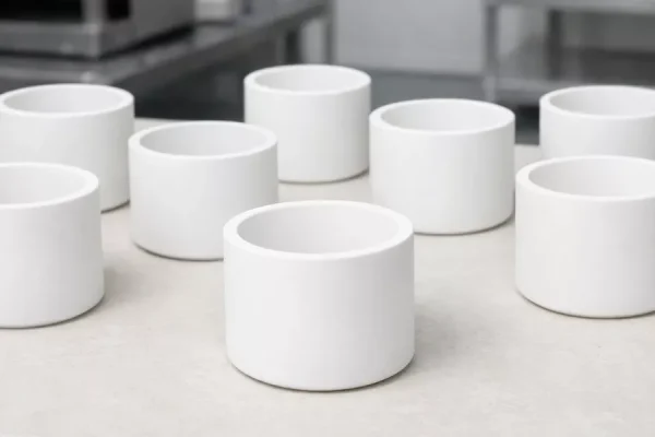 batch consistent zirconia sintering crucible safety assurance